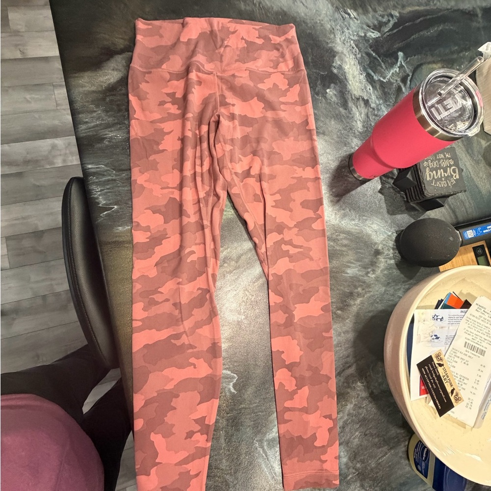 Lululemon Wunder Train High-Rise Tight
28"